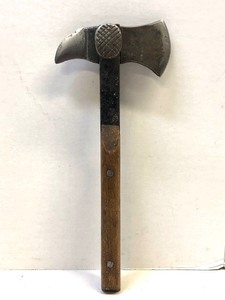 lot 301 image: Very Cool Antique Combination Pickaxe Hatchet