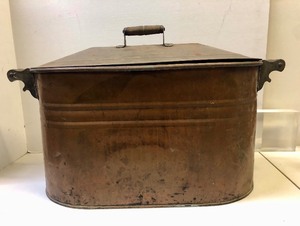 lot 313 image: Antique Copper Boiler wLid