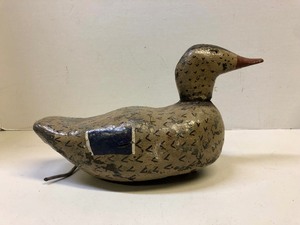 lot 218 image: Nice Antique Carved & Painted Duck Decoy
