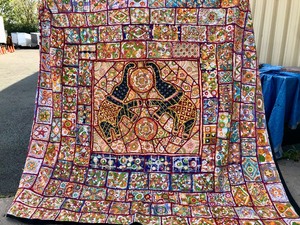 lot 315 image: Gorgeous LARGE Vintage Handmade Rajasthani Quilt