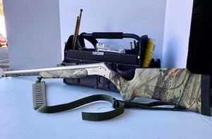 lot 336 image: Great Condition Like-New OPTIMA Magnum .50 Cal Black Powder Shotgun wSupplies