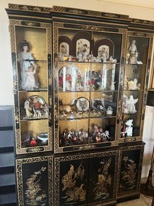 lot 349 image: Beautiful Large Vintage DREXEL Chinoiserie Cabinet