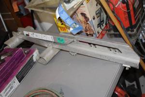 lot 670 image: Ladder Jack