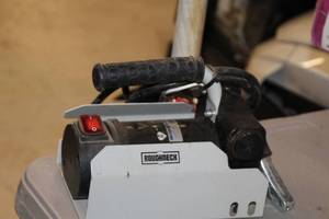 lot 675 image: Roughneck 12V Portable Fuel Transfer Pump