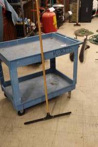 lot 692 image: Floor Squeegee