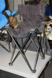 lot 704 image: Collapsible Chair with Carry Case