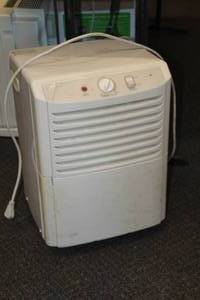 lot 709 image: Zenith Dehumidifier