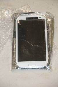 lot 713 image: Apple iPhone Replacement Screen