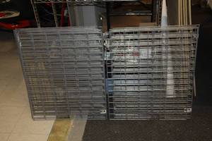 lot 724 image: Lot of (15) Wire Racking Grates 24x28