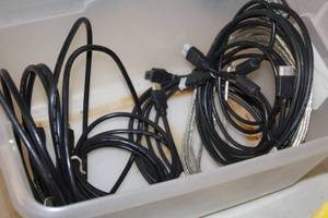 lot 732 image: Lot of  Assorted HDMI Cables