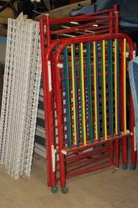 lot 739 image: Childrens Crib Frame