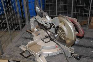 lot 599 image: Tool Shop 12 Compound Miter  Chop Saw