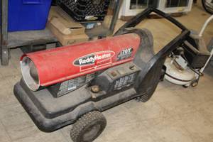 lot 607 image: Reddy Heater Multi-Fuel Construction Heater 170T