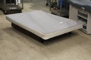 lot 597 image: Bed Lift 53x79x15