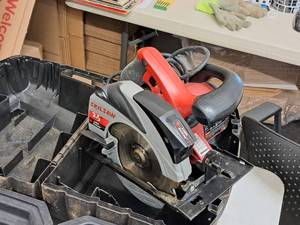lot 614 image: Skilsaw 7-14 Circular Saw 5750 with Case