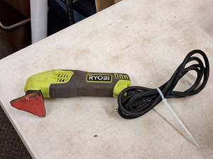 lot 623 image: Ryobi Detail Sander DS1200
