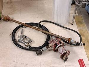 lot 652 image: Fuel Pump with Handle and Hose