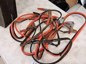 lot 580 image: Lot of (2) Jumper Cables