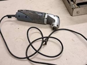 lot 564 image: Oscillating Tool