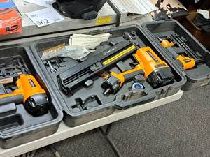 lot 562 image: Pro One Air Nail Gun Set 3-piece with Accessories and Tri-Fold Plastic Case