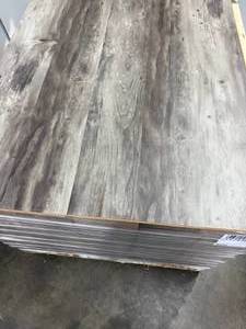 333 SF Mohawk Laminate Flooring 7.5x47 - 10mm thick - LMI