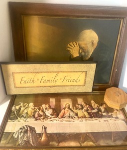 lot 115 image: Grace by Eric Enstrom and Last Supper Artwork