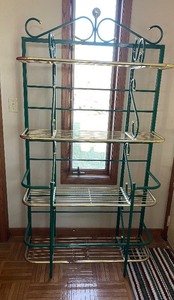 lot 151 image: Green and Brass Metal Bakers Rack