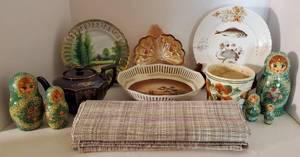 lot 195 image: Twelve Piece Decor LOT - Bavaria Bowl, Austria Plate, Russian Nesting Doll, Teapot, Planters, Placemats