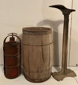 lot 70 image: Vintage Finds - Nail Keg, Cobblers Shoe Stand, Roadside Flare Kit