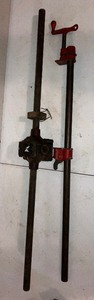 lot 81 image: 44 Inch Pipe Threader and Pipe Clamp