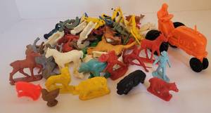 lot 126 image: Lot of Vintage Plastic Toys by Berge, Tim Mee