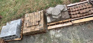 lot 246 image: One Hundred Piece Mixed LOT Patio Blocks Stones Bricks