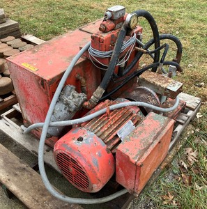 lot 250 image: Manure Pump Reliance G 10hp Duty7 Master AC Motor 230v