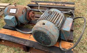 lot 253 image: Two Electric Motors