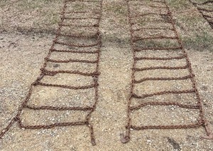 lot 320 image: Pair of Tire Chains - 9 12 x 24