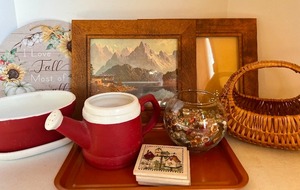 lot 211 image: Home Decor