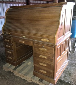lot 280 image: Roll Top Desk