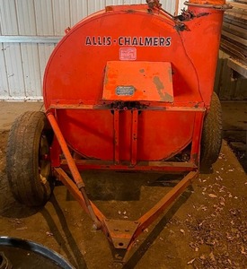 lot 300 image: Allis-Chalmers Blower PTO
