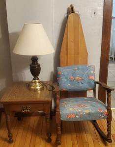 lot 142 image: Vintage Rocking Chair with Table and Lamp-NEED PHOTOS