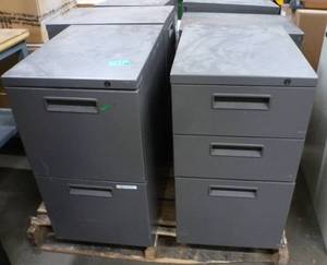 6 desk file cabinets - 5 have 3 drawers, 1 has 2 drawers