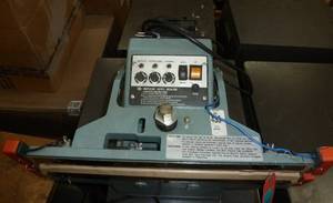 impulse sealer with foot pedal, 17 inch seal