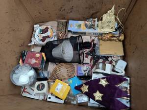 Pallet FULL of items not sold or not picked up