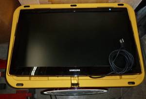 Samsung HDTV 27 TVmonitor - fully working