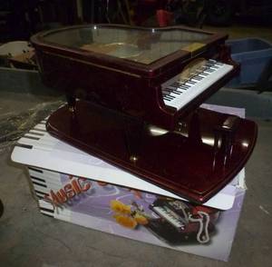 Large piano music box about 10x8x6 - works