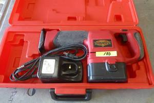 Two reciprocating saws 18V with battery and charger