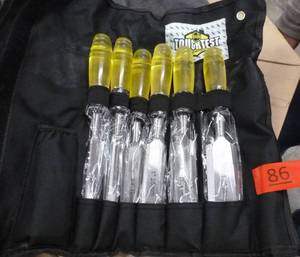 FIVE chisel sets