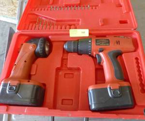 Group of 14.4V drills and batteries