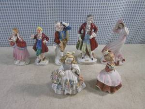 (CS) Assorted Vintage Figurines Mad...