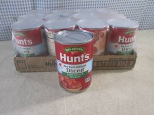 (C-1) 12 Cans of Hunts Basil, Garl...