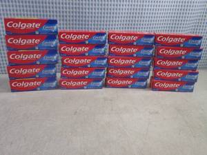 (EC1) 20 Travel Size Tubes of Colga...